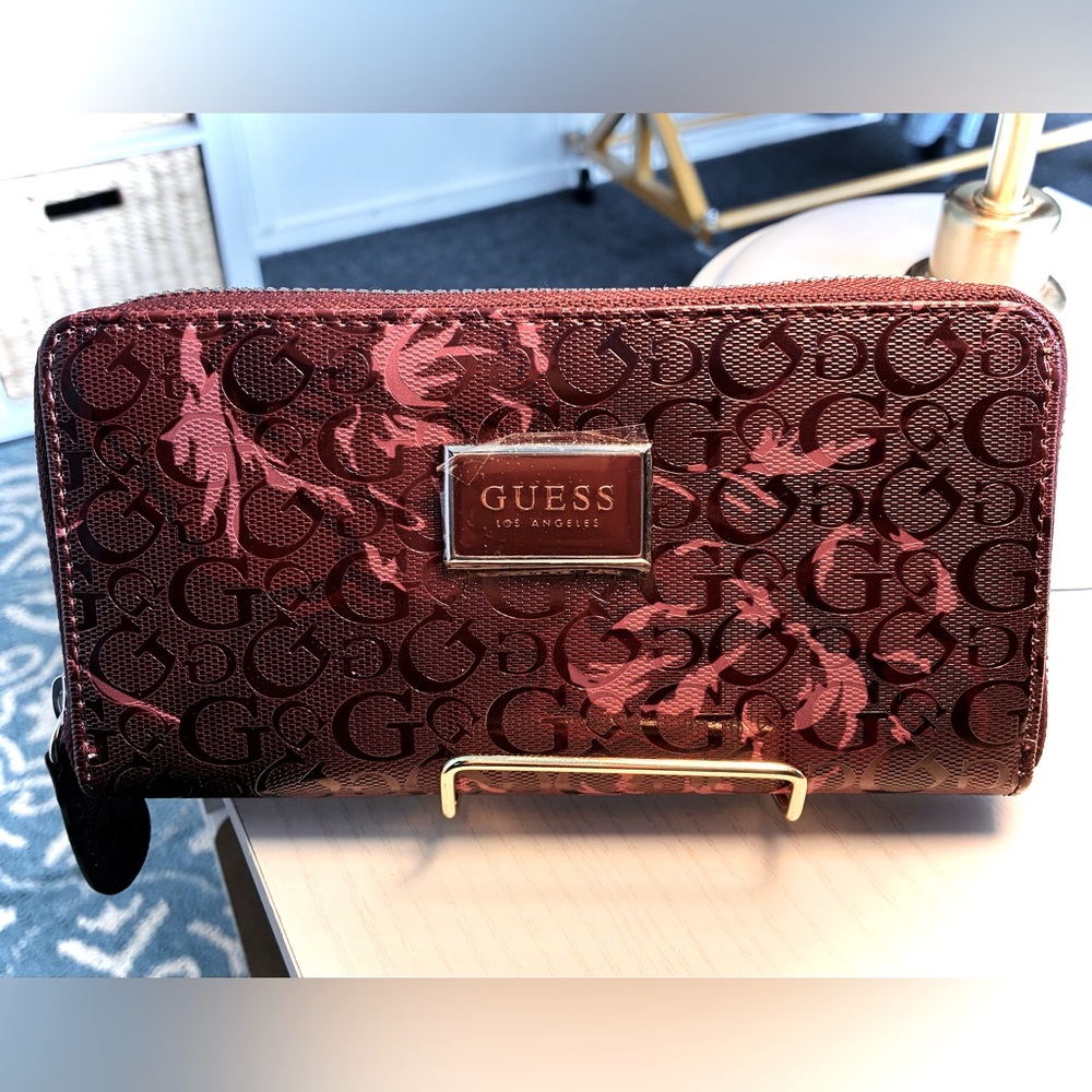 GUESS Floral Monogram Zip Wallet in Burgundy